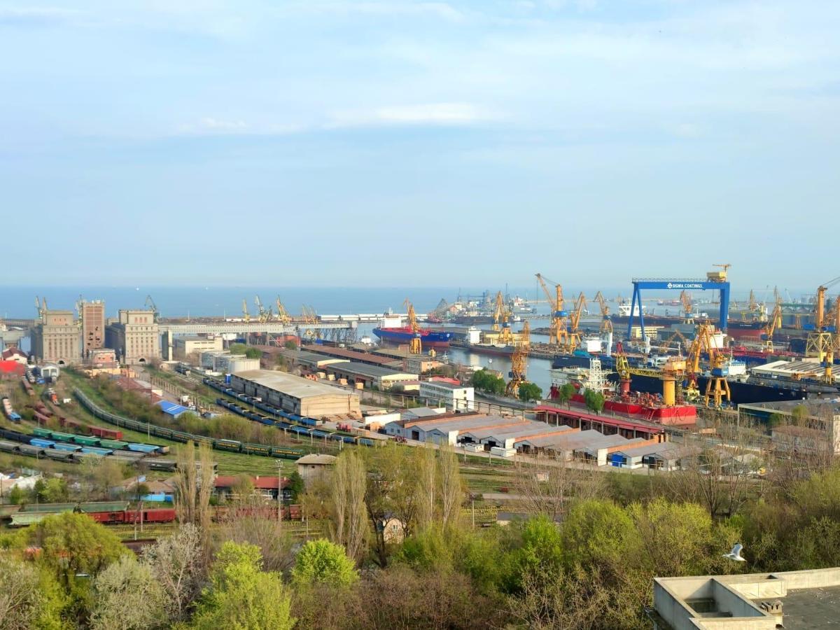 Harbor Black Sea Apartment- City Center Area Constanta Exterior photo